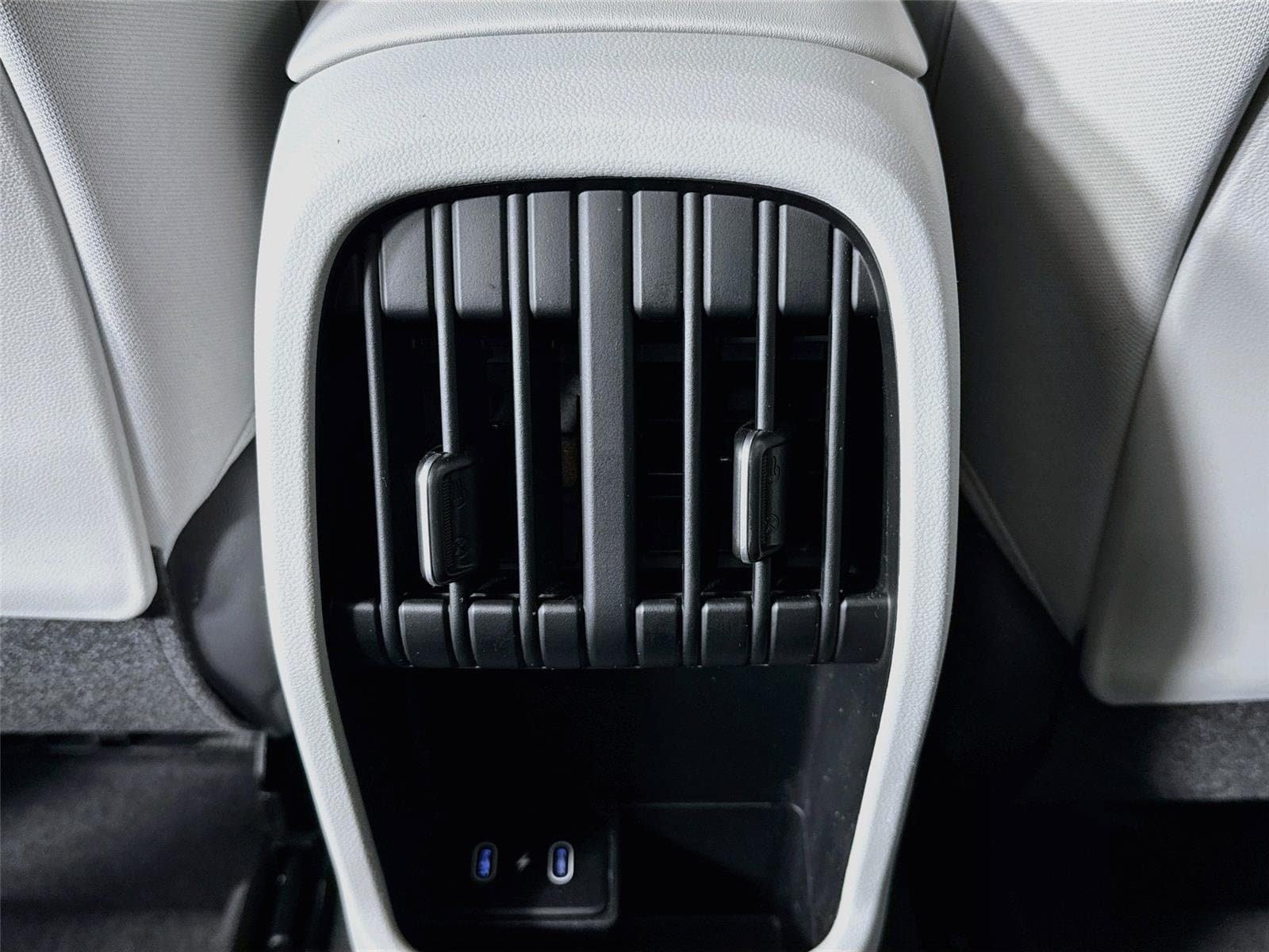 Certified 2024 Hyundai Kona SEL FWD image 22