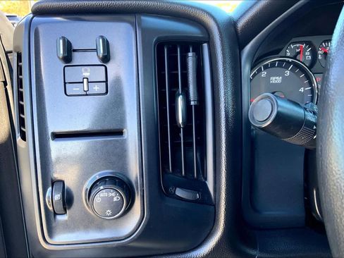 Used 2019 Chevrolet Silverado 3500 W/T image 25
