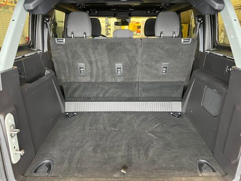 Used 2023 Ford Bronco Wildtrak image 29