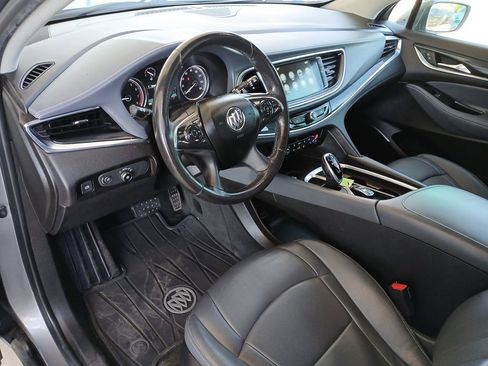 Certified 2019 Buick Enclave Essence FWD image 10