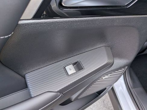New 2026 Mitsubishi Outlander SE FWD image 25