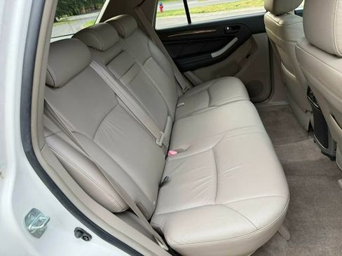 Used 2005 Toyota 4Runner Limited AWD/4WD image 28