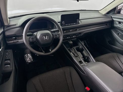 Used 2025 Honda Accord SE image 18