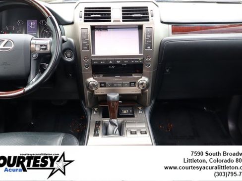 Used 2016 Lexus GX 460 w/ Premium Package AWD/4WD image 9
