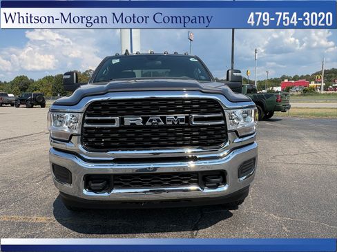 Used 2024 RAM 2500 Tradesman w/ Towing Technology Group AWD/4WD image 2