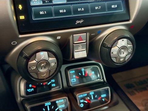 Used 2010 Chevrolet Camaro SS image 15