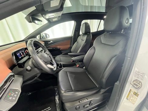 Used 2021 Volkswagen ID.4 Pro S w/ Gradient Package image 10