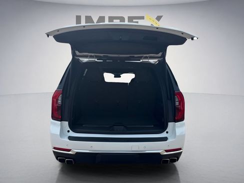 Used 2025 GMC Yukon Denali AWD/4WD image 31