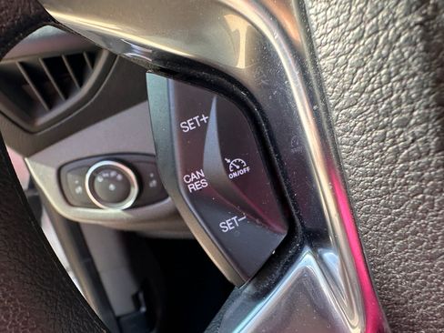 Used 2022 Ford Transit Connect XL image 15