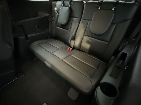 New 2026 Ford Explorer ST-Line w/ ST-Line Street Pack image 21