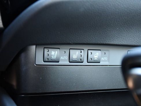 New 2025 Lexus ES 300h w/ Premium Package image 17