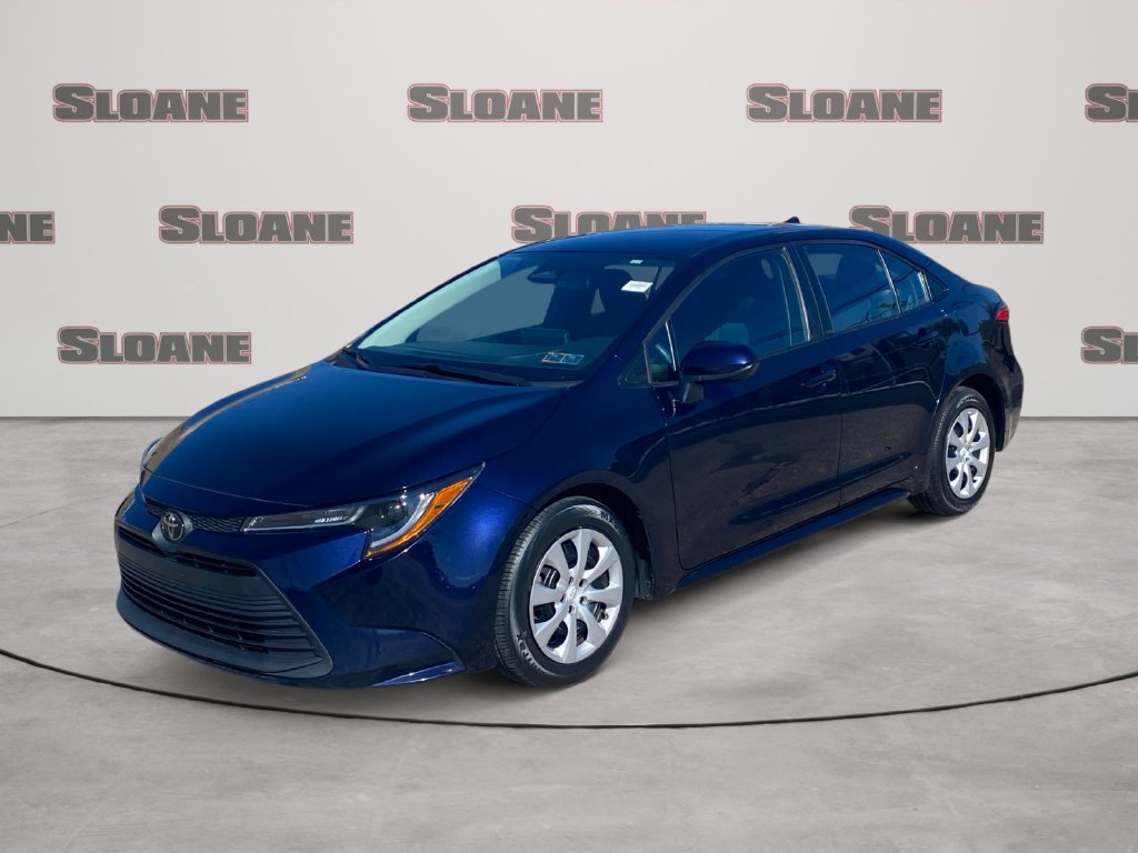 Used 2024 Toyota Corolla LE FWD image 1