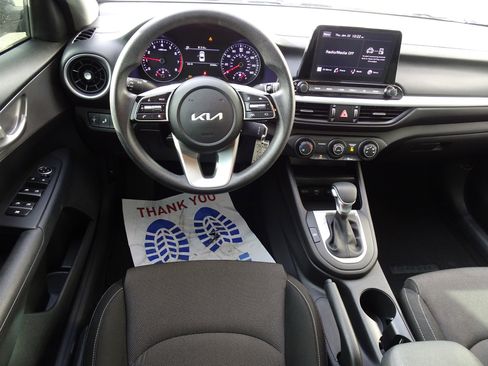 Used 2023 Kia Forte LXS w/ LXS Technology Package image 13