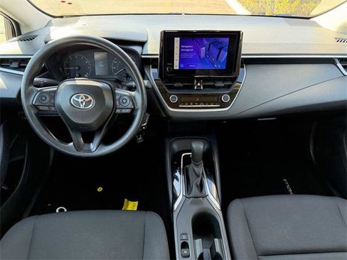 Certified 2024 Toyota Corolla LE image 9