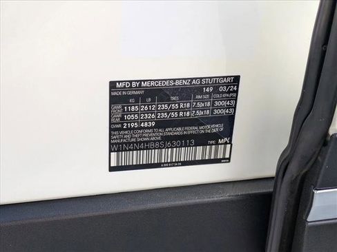 Certified 2025 Mercedes-Benz GLA 250 4MATIC w/ Exclusive Package image 24