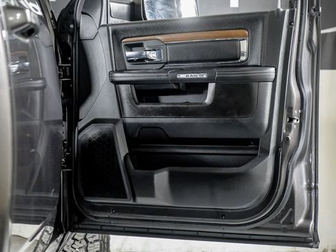 Used 2018 RAM 2500 Laramie w/ Sport Appearance Group image 36