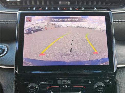 Used 2023 Jeep Grand Cherokee L Limited image 14