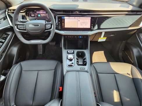 New 2025 Jeep Wagoneer S Limited image 18