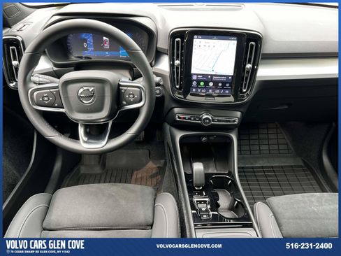Used 2026 Volvo XC40 B5 Ultra w/ Climate Package AWD/4WD image 13