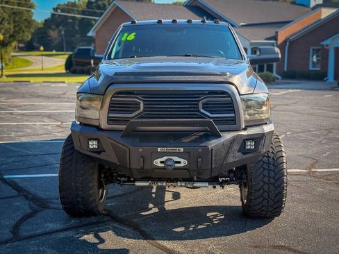 Used 2016 RAM 2500 Laramie w/ Sport Appearance Group AWD/4WD image 8