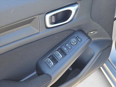 Used 2023 Honda Civic Sport image 10