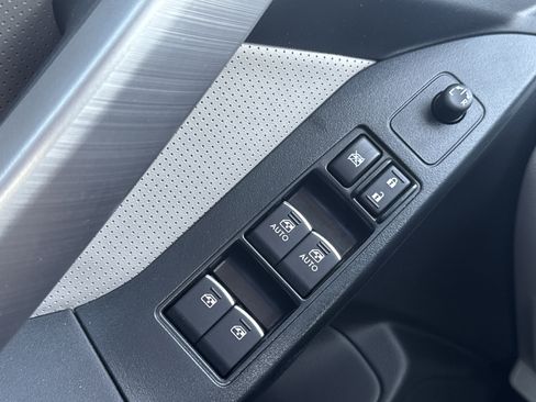 Used 2018 Subaru Forester 2.5i Limited image 21