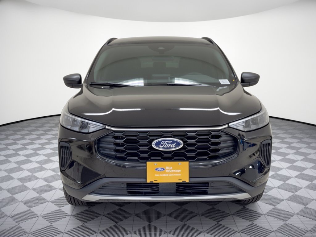 Certified 2025 Ford Escape ST-Line FWD image 6