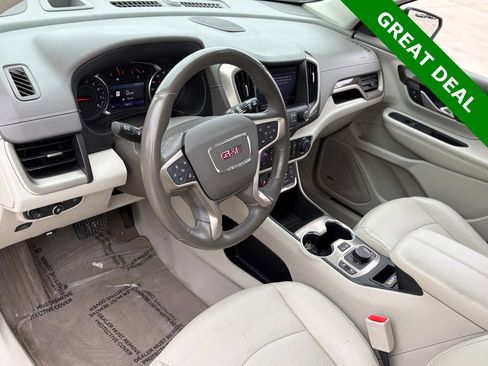 Used 2020 GMC Terrain Denali w/ Denali Premium Package FWD image 14