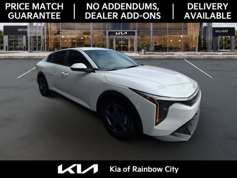 Used 2025 Kia K4 FWD image 3