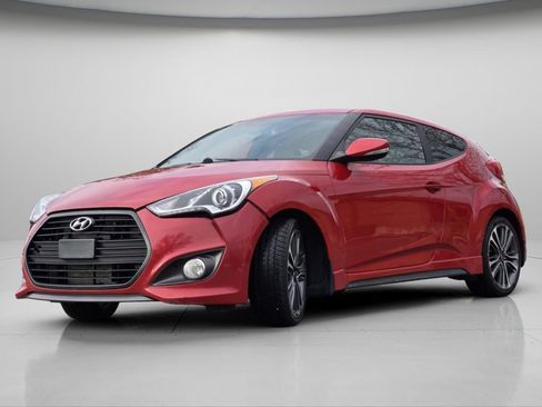 Used 2016 Hyundai Veloster Turbo image 19