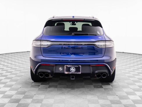 Certified 2025 Porsche Macan GTS image 10