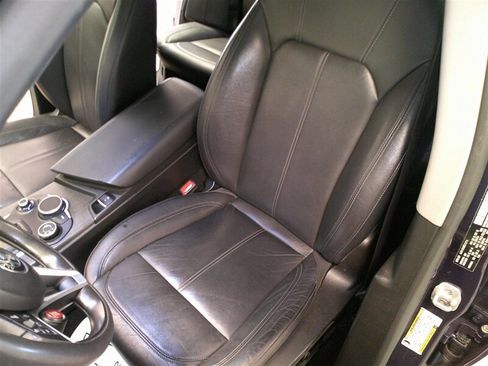 Used 2018 Alfa Romeo Stelvio Ti image 29