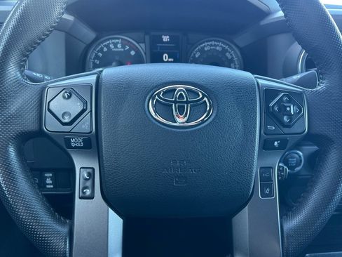 Used 2023 Toyota Tacoma TRD Off-Road AWD/4WD image 28