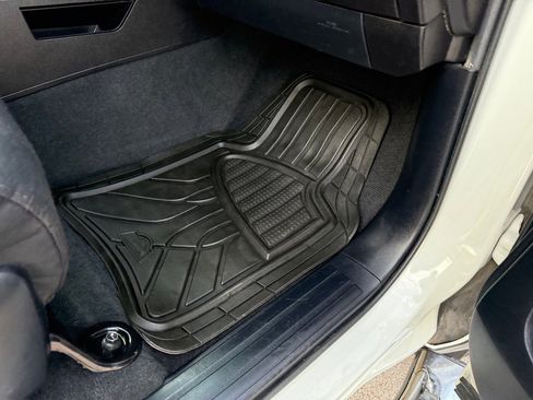 Used 2015 Toyota Tundra SR5 w/ SR5 Upgrade Package image 25