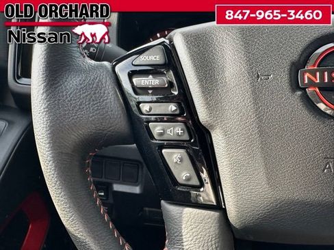 Used 2025 Nissan Frontier PRO-4X AWD/4WD image 19
