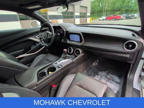 Certified 2017 Chevrolet Camaro SS RWD image 30