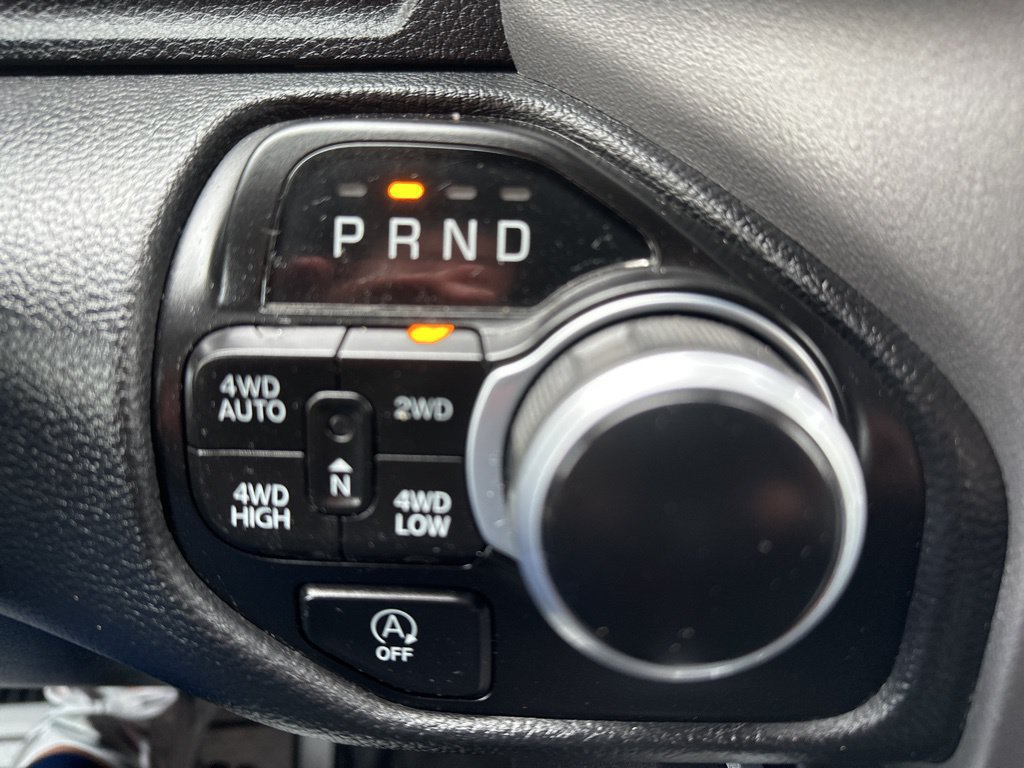Used 2022 RAM 1500 Big Horn AWD/4WD image 37
