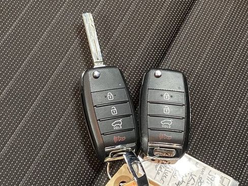 Used 2020 Kia Sportage LX w/ LX Popular Package image 23