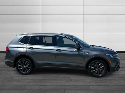 Used 2022 Volkswagen Tiguan SE FWD image 6
