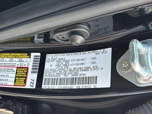 Used 2023 Toyota Tacoma TRD Sport w/ Technology Package AWD/4WD image 34