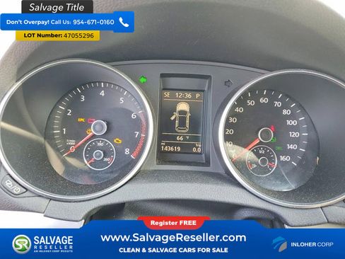 Used 2013 Volkswagen Golf 4-Door image 12