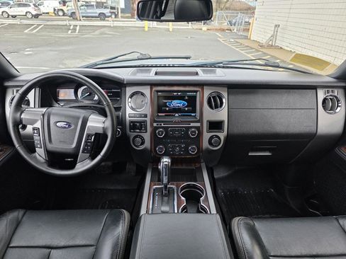 Used 2015 Ford Expedition EL Platinum image 20