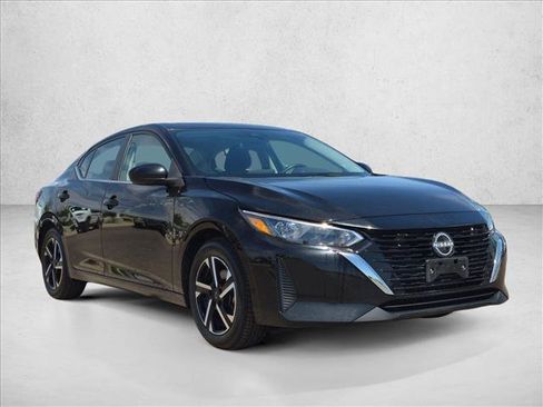 Used 2024 Nissan Sentra SV FWD image 3