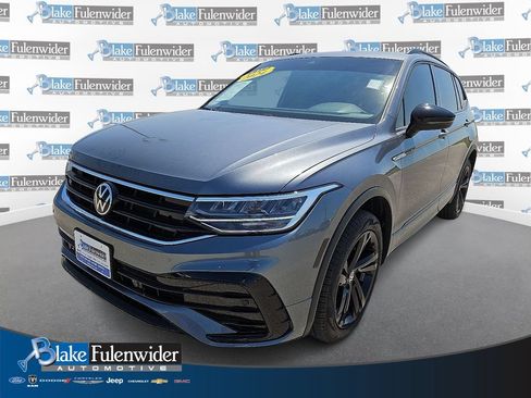 Used 2024 Volkswagen Tiguan SE R-Line w/ MDO Package, Three-Row FWD image 1