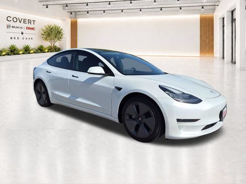 Used 2021 Tesla Model 3 Standard Range Plus RWD image 1