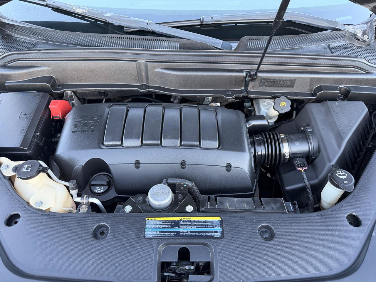 Used 2010 GMC Acadia SLE FWD image 34