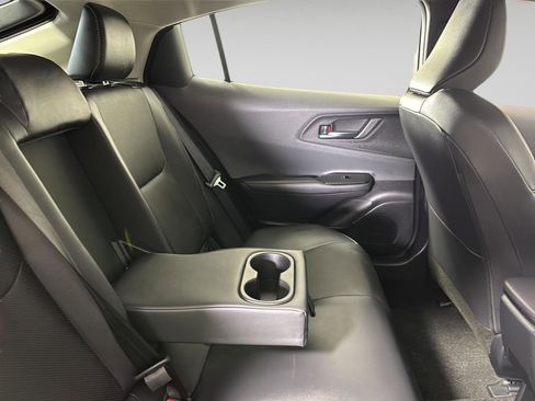 Used 2024 Toyota Prius XLE image 16