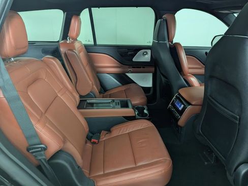 Used 2025 Lincoln Aviator Reserve w/ Equipment Group 201A AWD/4WD image 20