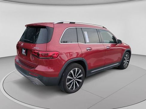 Used 2020 Mercedes-Benz GLB 250 4MATIC image 4