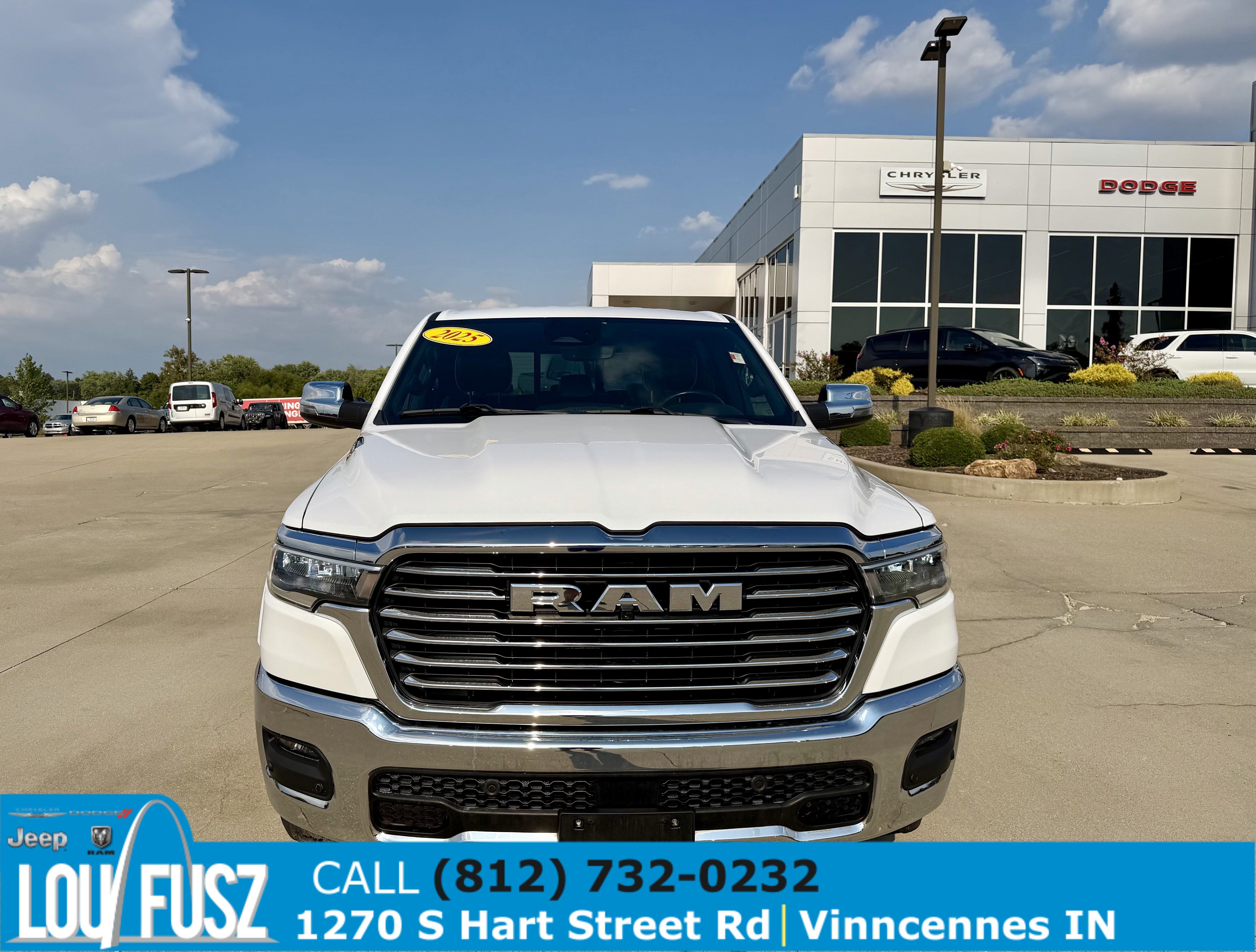 Used 2025 RAM 1500 Laramie AWD/4WD image 2